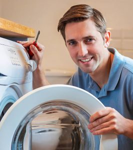 Appliance repairs technician